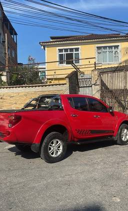 MITSUBISHI L200 TRITON 3.2 HPE 4X4 CD 16V TURBO INTERCOOLER DIESEL 4P MANUAL